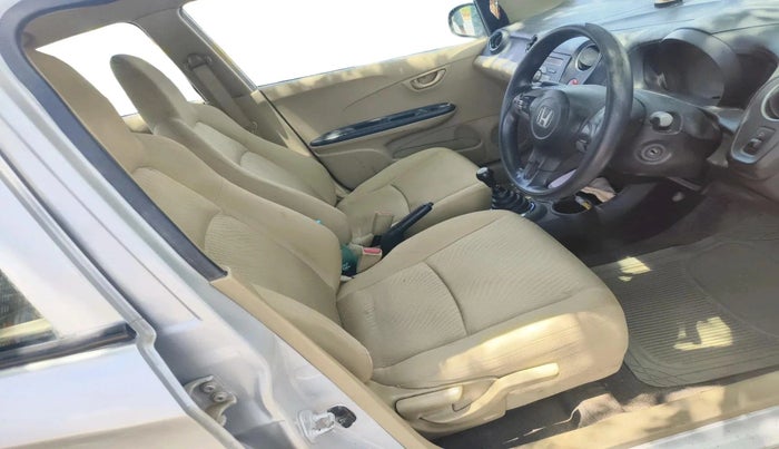 2014 Honda Amaze 1.2L I-VTEC S, CNG, Manual, 1,20,556 km, interior