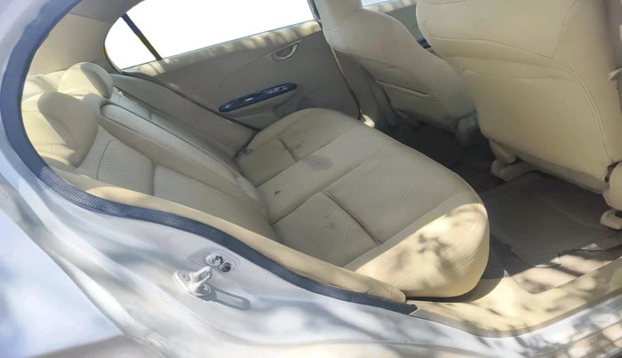 2014 Honda Amaze 1.2L I-VTEC S, CNG, Manual, 1,20,556 km, interior