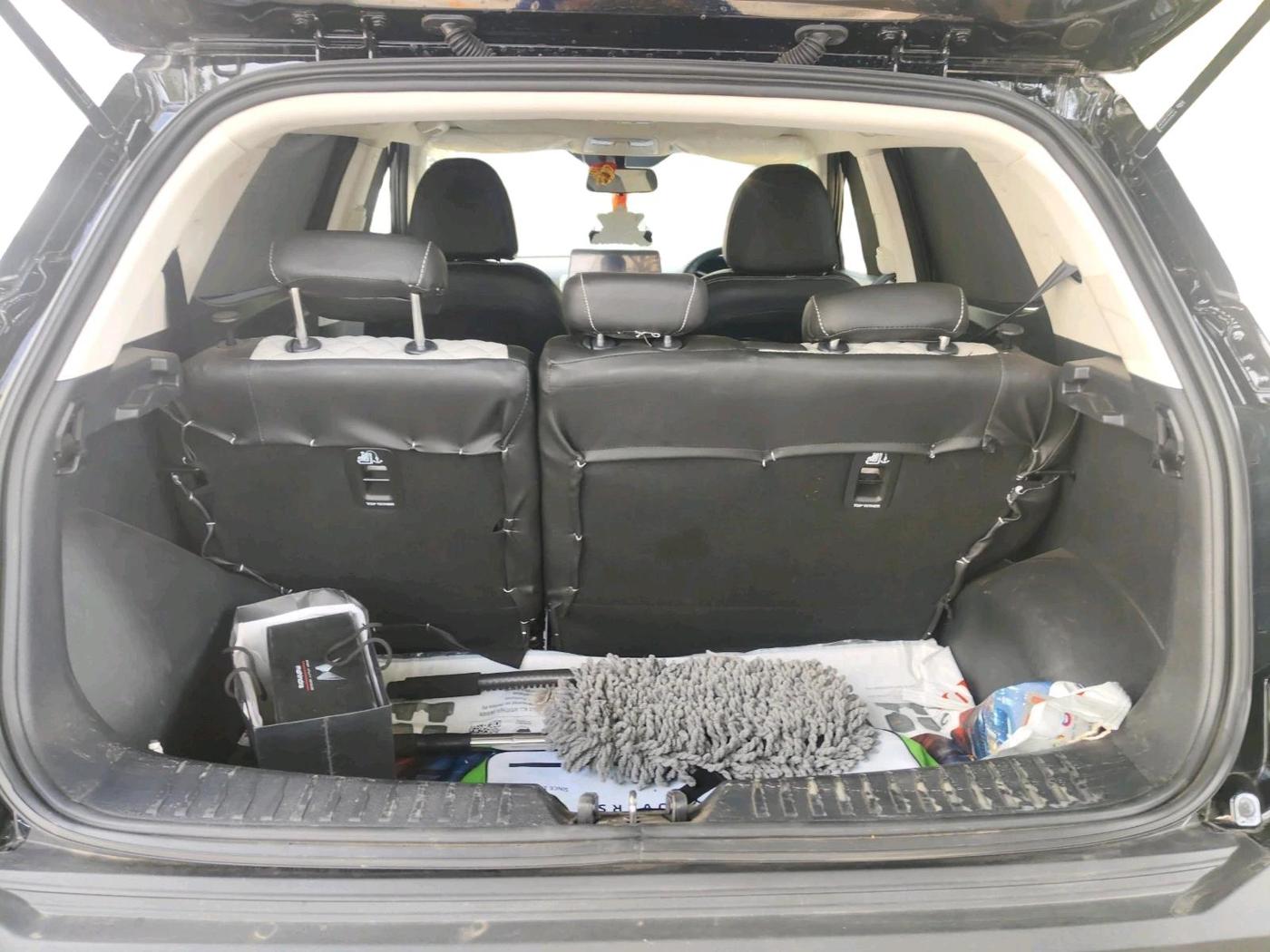 2026 Mahindra XUV 3XO AX5 1.5 Turbo Diesel, Diesel, Manual, 3,842 km, exterior