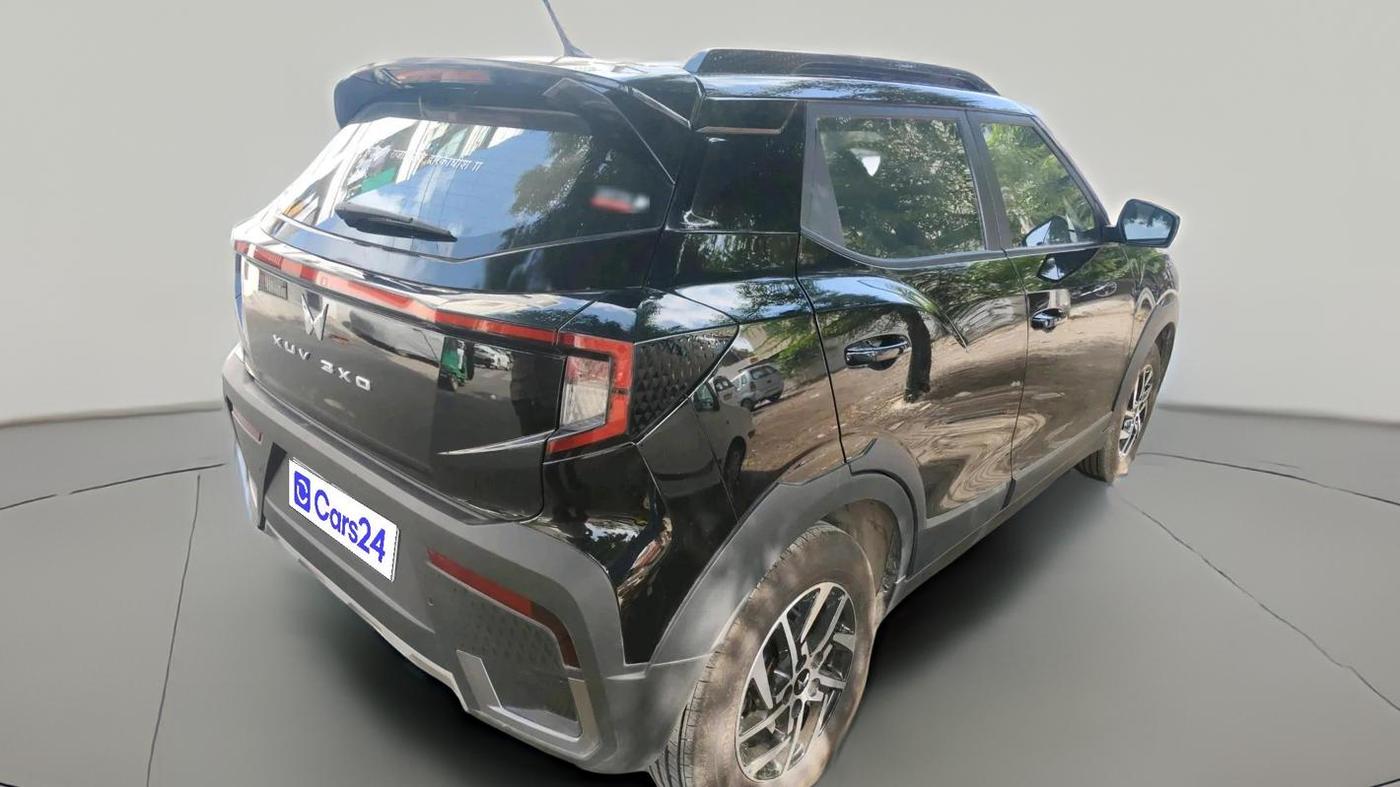 2026 Mahindra XUV 3XO AX5 1.5 Turbo Diesel, Diesel, Manual, 3,842 km, exterior