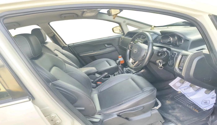 2017 Tata Hexa XT 4X2 6 STR, Diesel, Manual, 1,41,008 km, interior