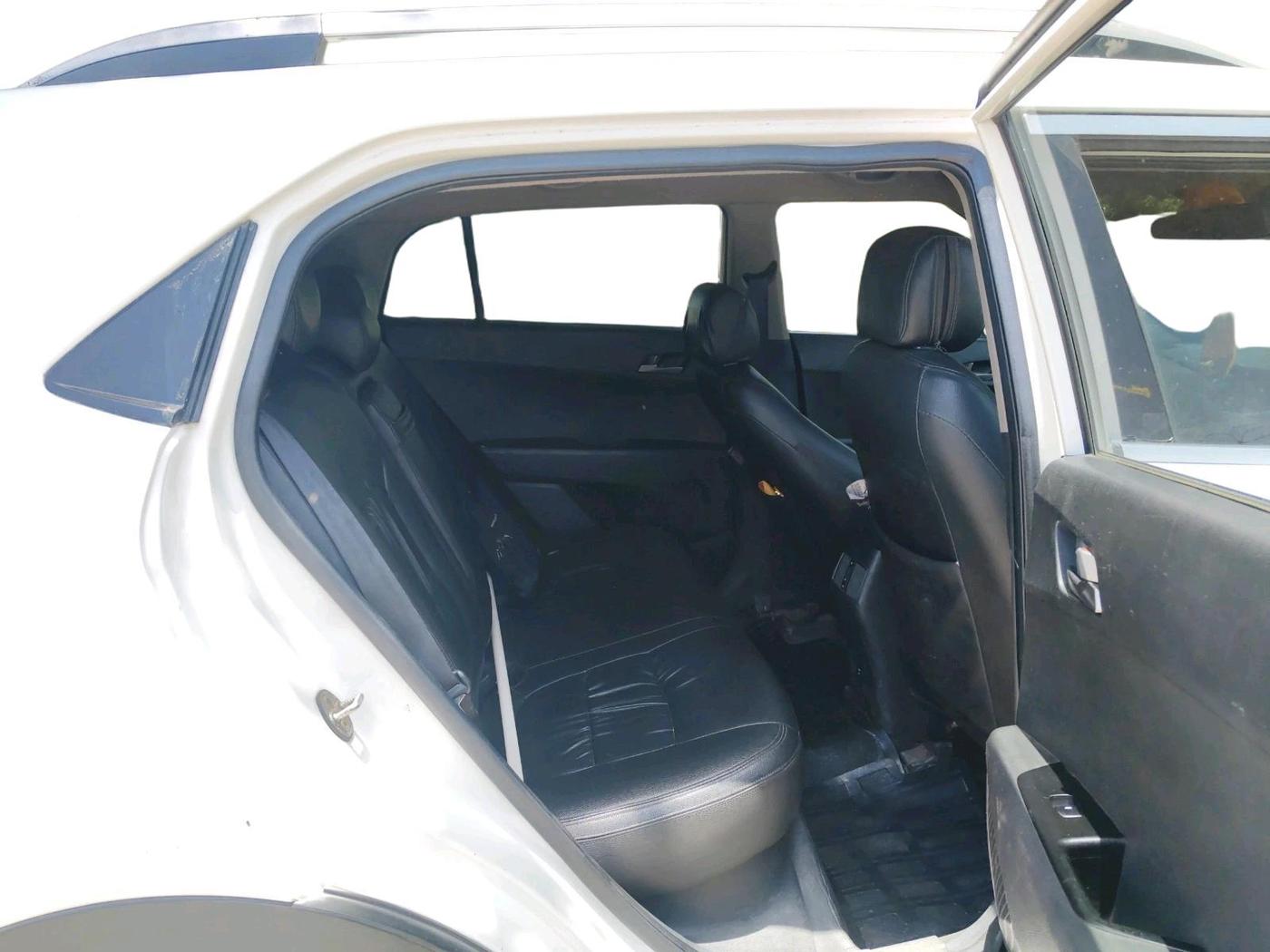 2016 Hyundai Creta SX PLUS AT 1.6 DIESEL, Diesel, Automatic, 1,17,980 km, interior