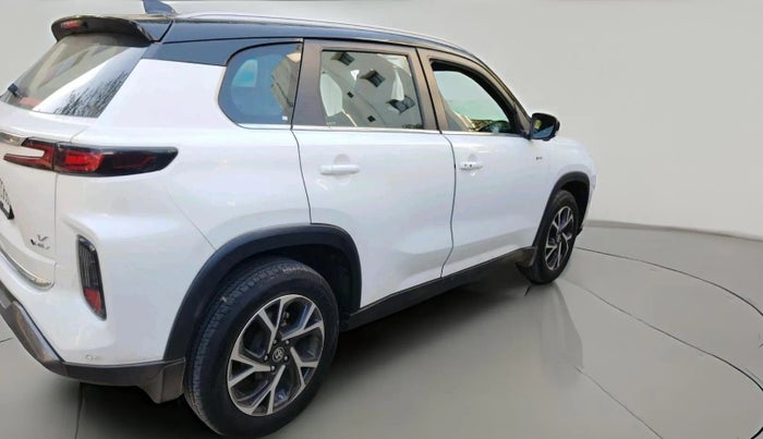 2025 Toyota URBAN CRUISER HYRYDER V HYBRID, Hybrid, Automatic, 8,745 km, exterior