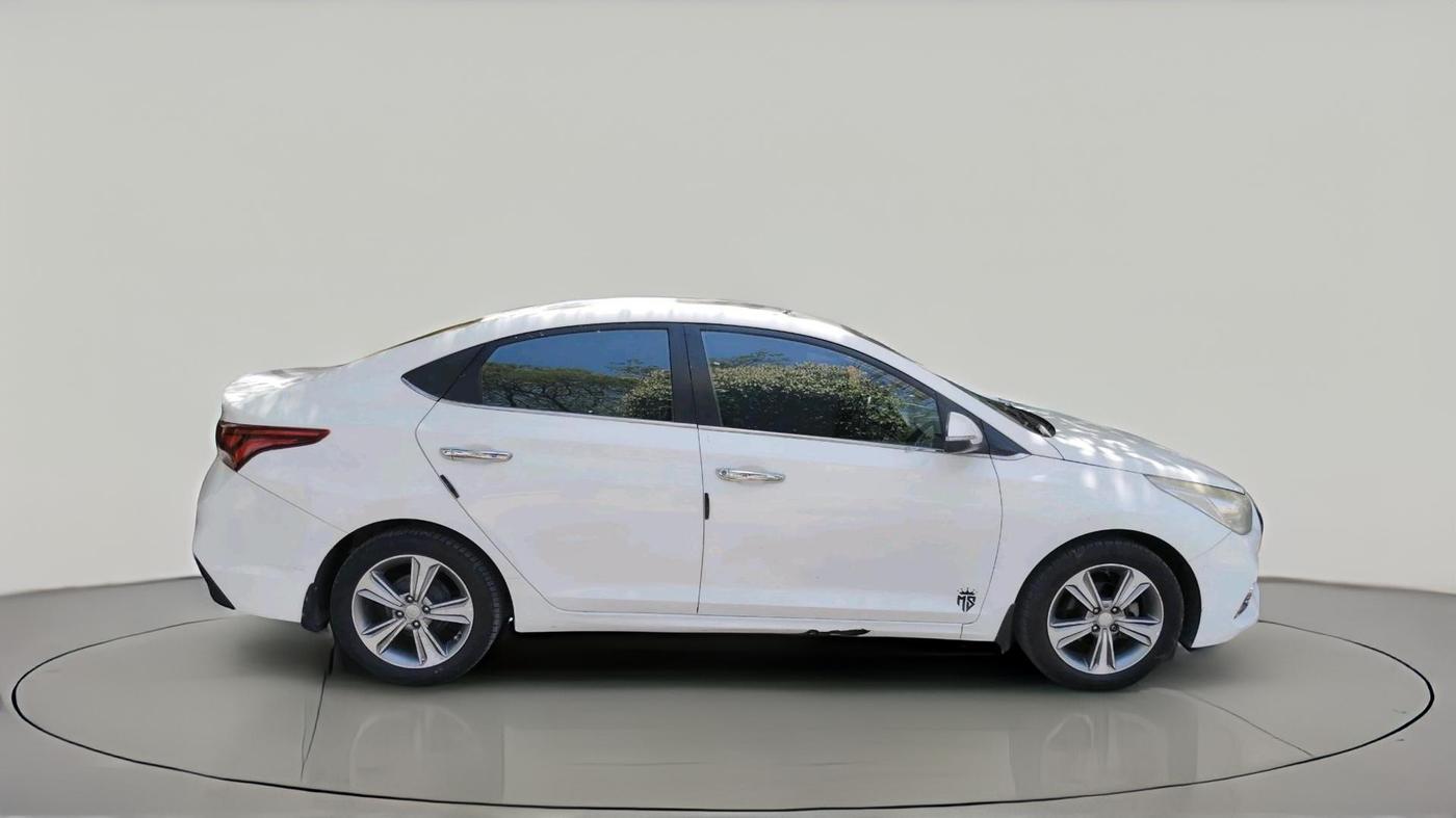 2017 Hyundai Verna 1.6 CRDI SX + AT, Diesel, Automatic, 1,63,934 km, exterior