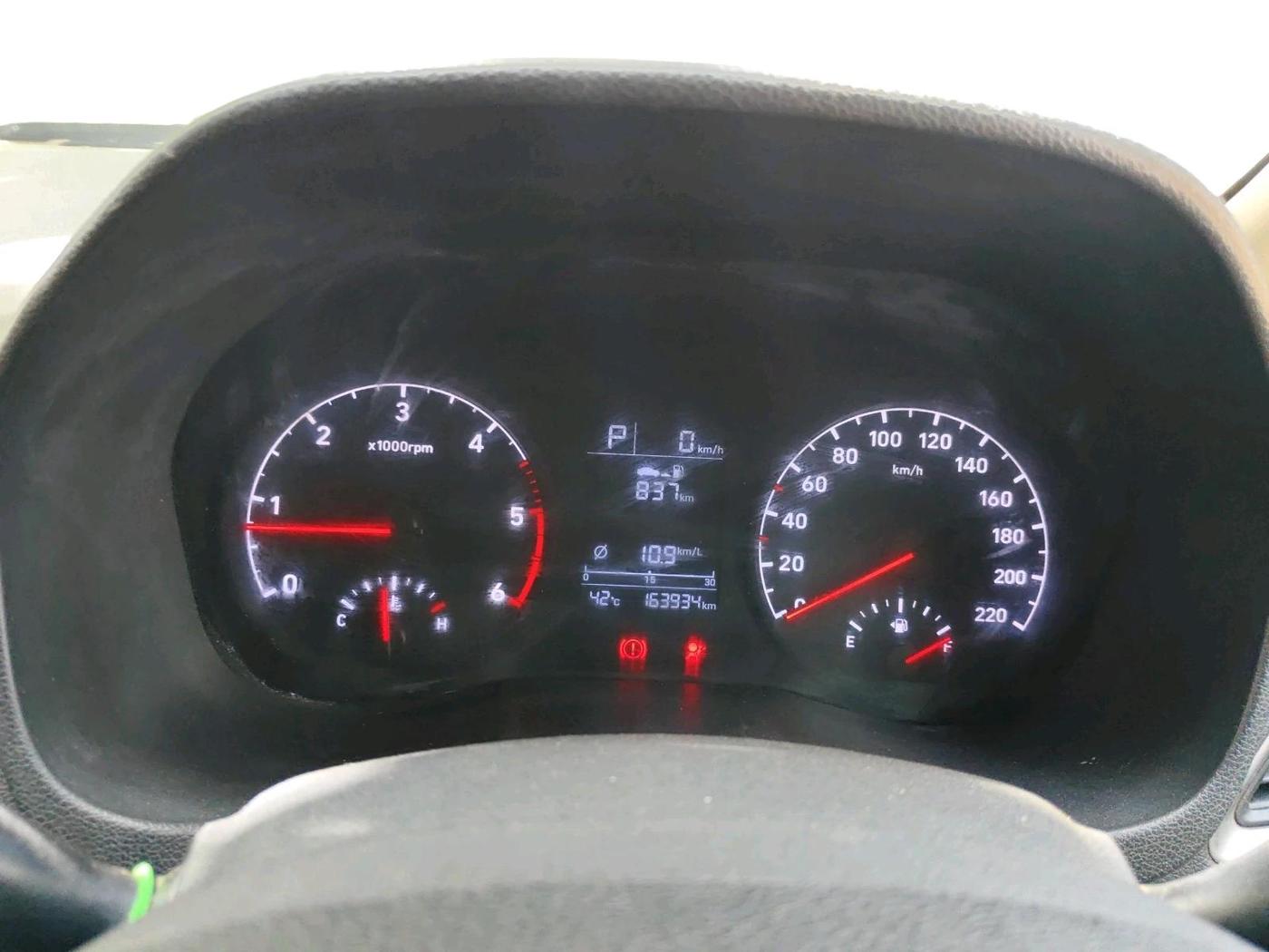 2017 Hyundai Verna 1.6 CRDI SX + AT, Diesel, Automatic, 1,63,934 km, interior