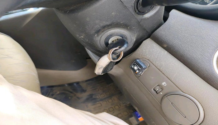 2016 Hyundai i10 MAGNA 1.1, CNG, Manual, 77,298 km, interior