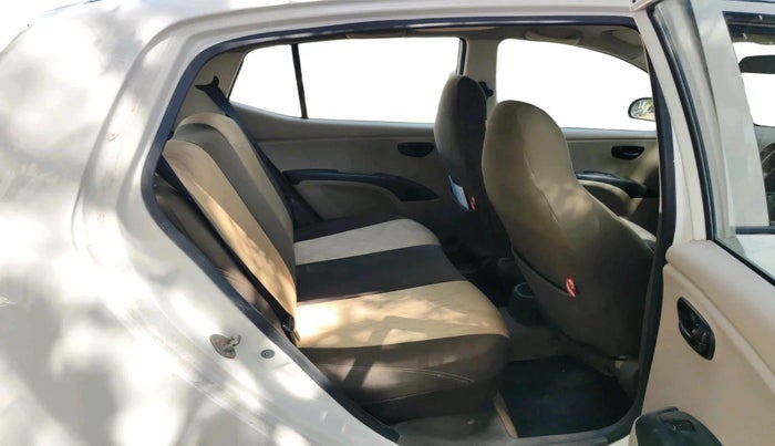 2016 Hyundai i10 MAGNA 1.1, CNG, Manual, 77,298 km, interior