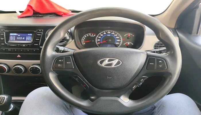 2015 Hyundai Grand i10 SPORTZ 1.2 KAPPA VTVT, Petrol, Manual, 1,41,164 km, interior