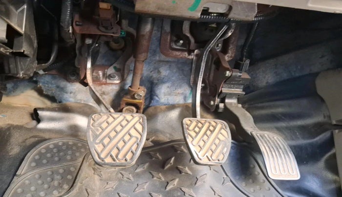 2012 Nissan Sunny XV PETROL, Petrol, Manual, 80,337 km, interior