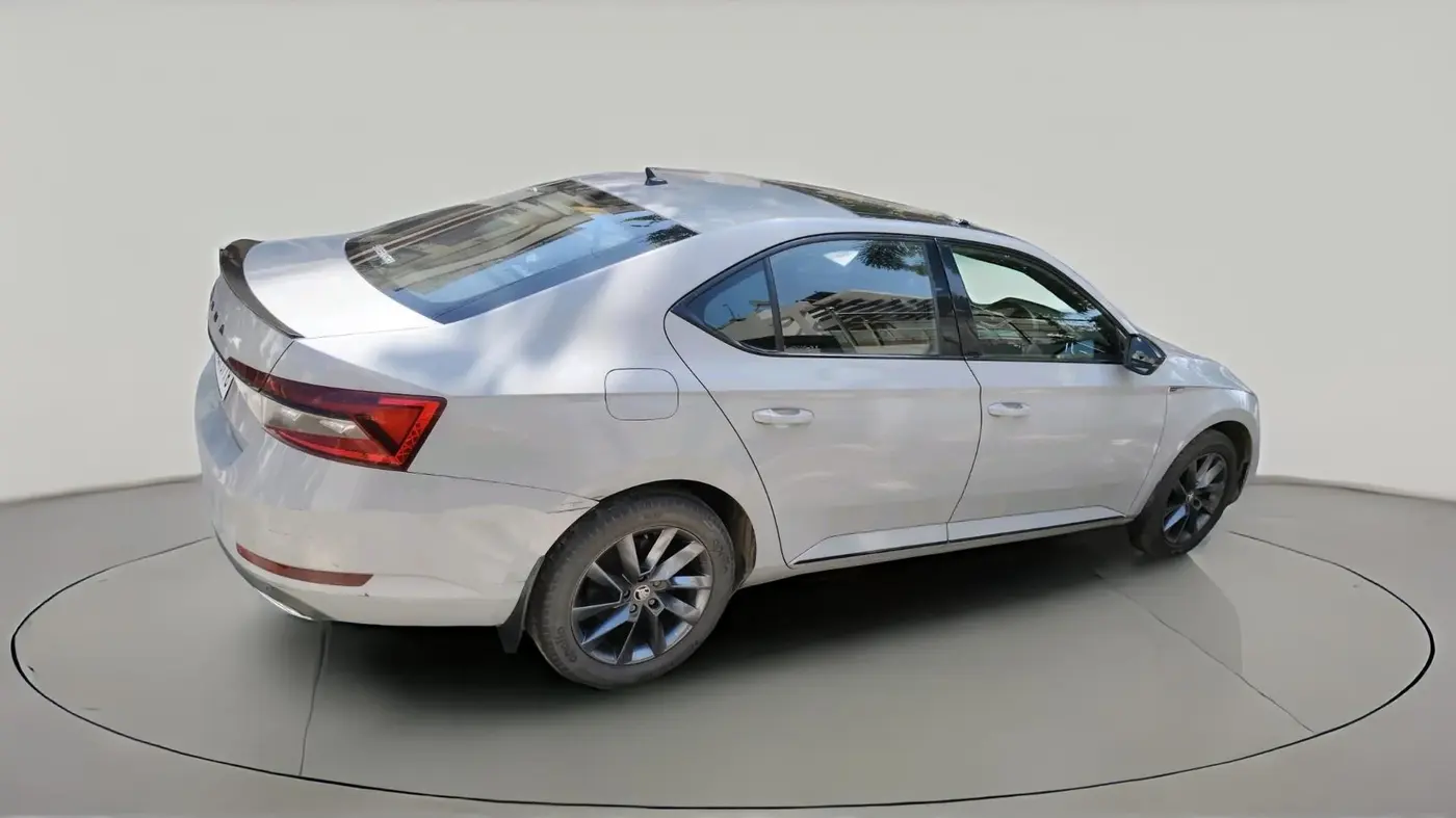 2021 Skoda Superb SPORTLINE AT, Petrol, Automatic, 75,167 km, exterior