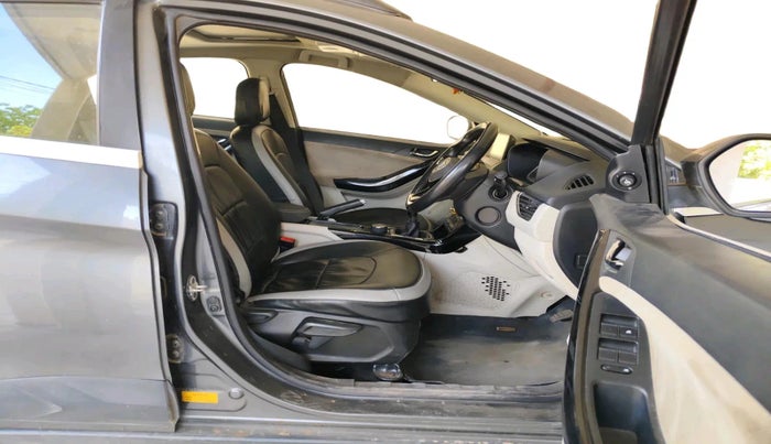 2022 Tata NEXON XZ PLUS PETROL SUNROOF, Petrol, Manual, 40,196 km, interior