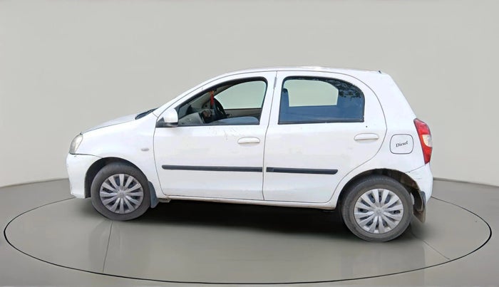 2015 Toyota Etios Liva GD, Diesel, Manual, 1,04,450 km, exterior