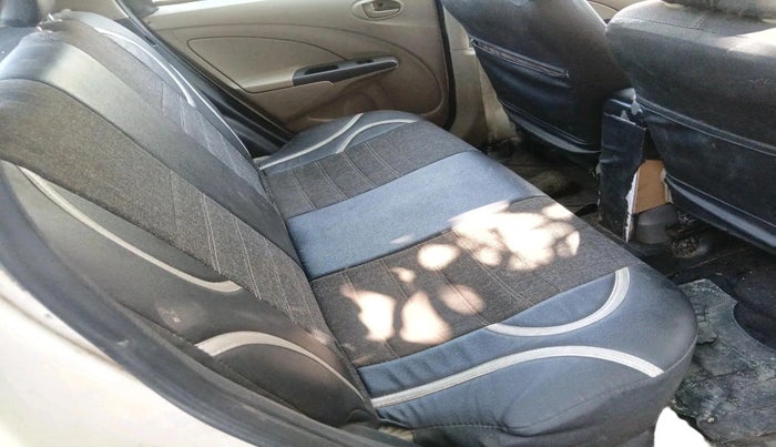 2015 Toyota Etios Liva GD, Diesel, Manual, 1,04,450 km, interior