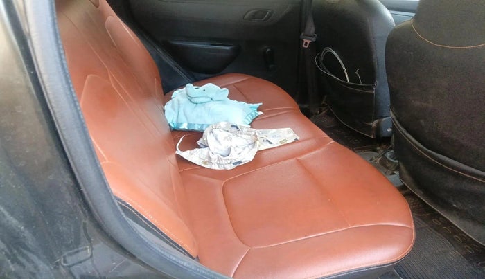 2017 Renault Kwid RXT 1.0 AMT (O), CNG, Automatic, 78,131 km, interior