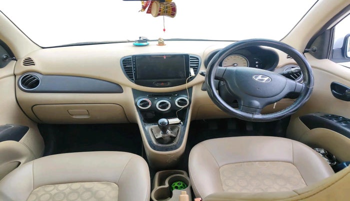 2010 Hyundai i10 MAGNA 1.2, Petrol, Manual, 86,991 km, interior