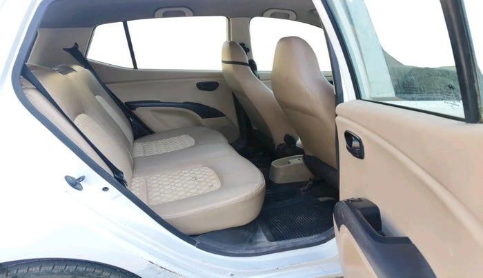 2010 Hyundai i10 MAGNA 1.2, Petrol, Manual, 86,991 km, interior