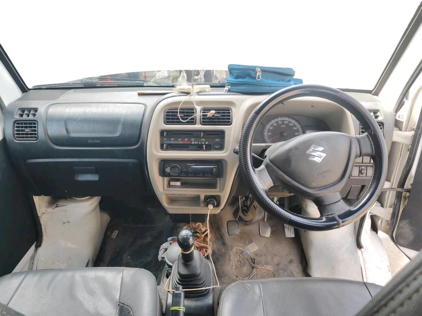 2022 Maruti Eeco 5 STR AC CNG (O), CNG, Manual, 79,958 km, interior