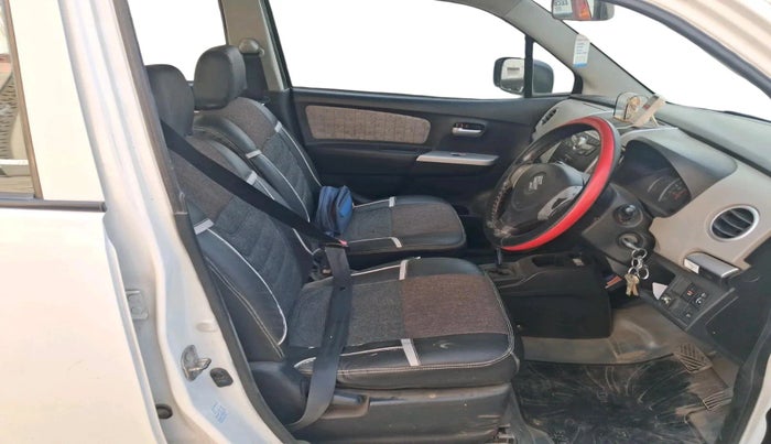 2016 Maruti Wagon R 1.0 VXI AMT, CNG, Automatic, 1,46,833 km, interior