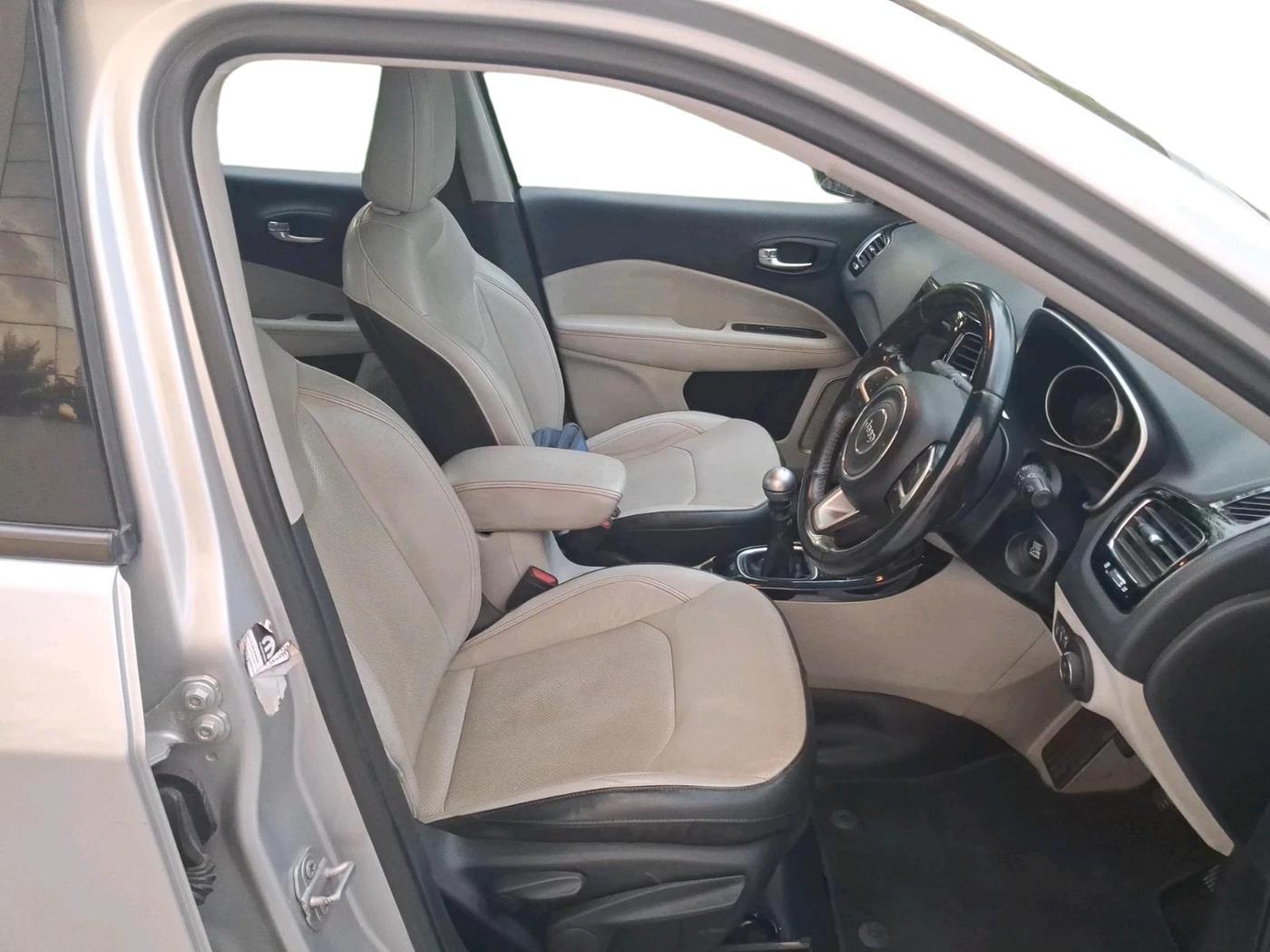 2018 Jeep Compass LIMITED 2.0 DIESEL, Diesel, Manual, 1,17,110 km, interior