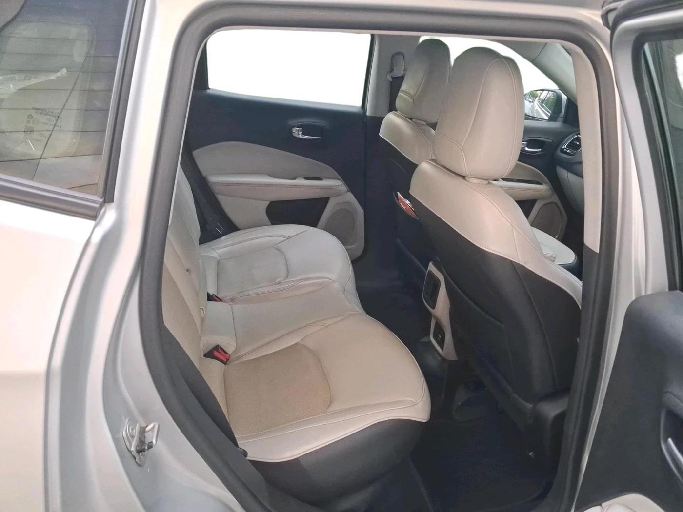2018 Jeep Compass LIMITED 2.0 DIESEL, Diesel, Manual, 1,17,110 km, interior