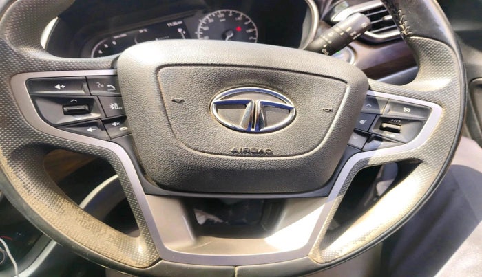 2022 Tata Harrier XZA PLUS 2.0L, Diesel, Automatic, 73,114 km, interior