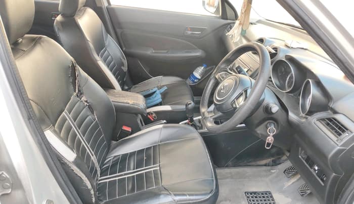 2020 Maruti Swift VXI, CNG, Manual, 1,49,245 km, interior