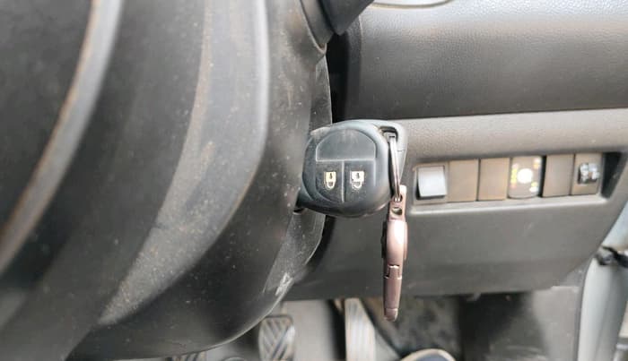 2020 Maruti Swift VXI, CNG, Manual, 1,49,245 km, interior