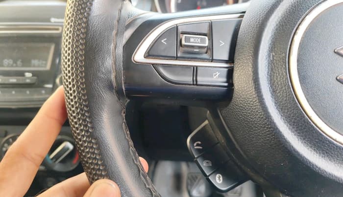 2020 Maruti Swift VXI, CNG, Manual, 1,49,245 km, interior