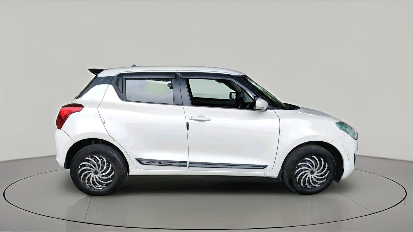 2023 Maruti Swift VXI, CNG, Manual, 48,553 km, exterior