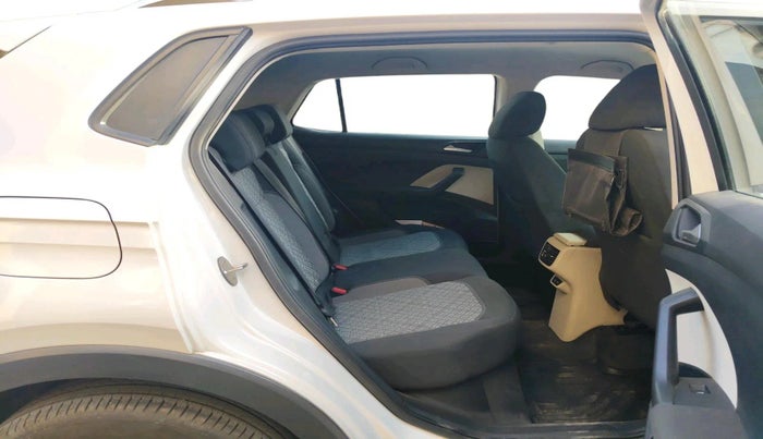 2021 Volkswagen TAIGUN HIGHLINE 1.0 TSI AT, Petrol, Automatic, 44,296 km, interior
