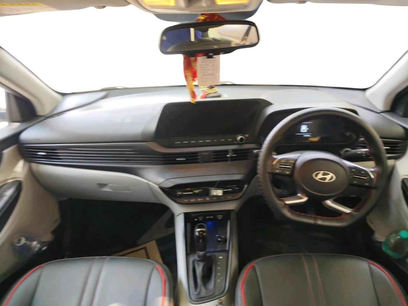 2025 Hyundai NEW I20 ASTA (O) 1.2 IVT, Petrol, Automatic, 21,688 km, interior