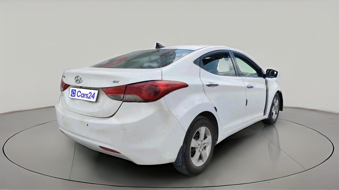 2014 Hyundai New Elantra 1.6 SX MT DIESEL, Diesel, Manual, 1,14,853 km, exterior