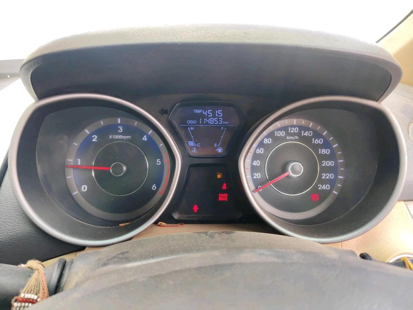 2014 Hyundai New Elantra 1.6 SX MT DIESEL, Diesel, Manual, 1,14,853 km, interior