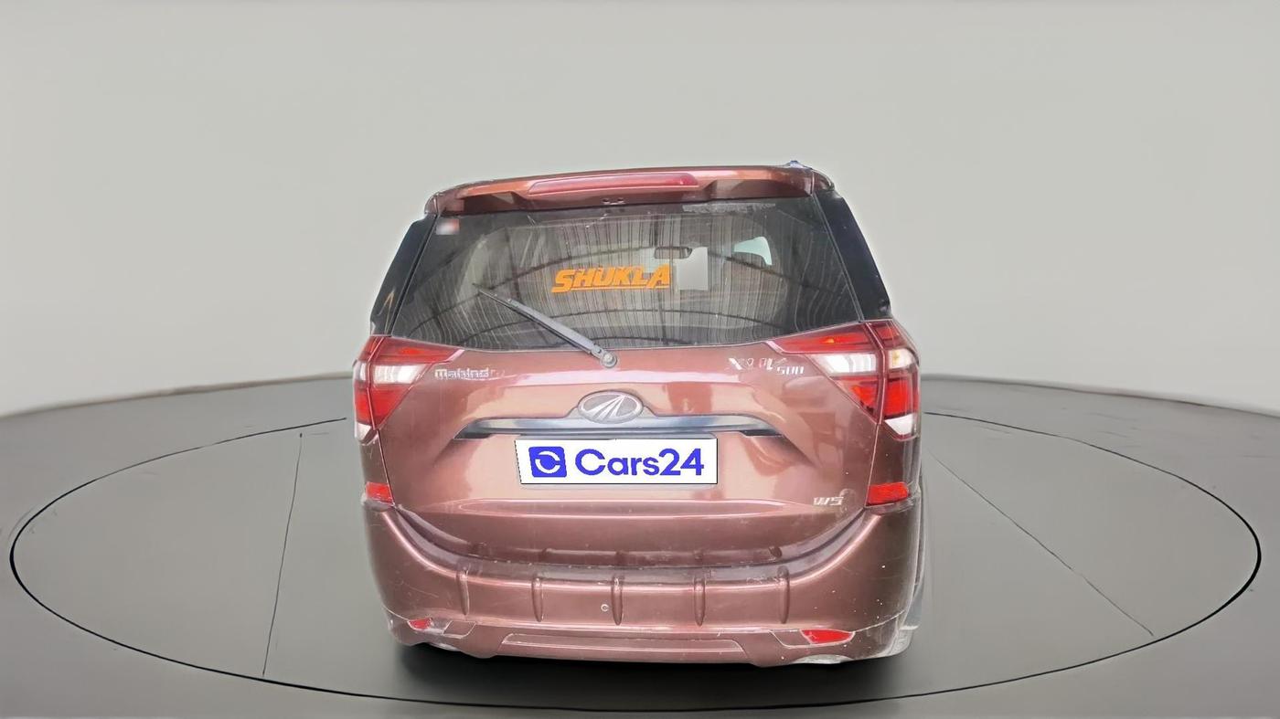 2018 Mahindra XUV500 W5, Diesel, Manual, 1,45,562 km, exterior