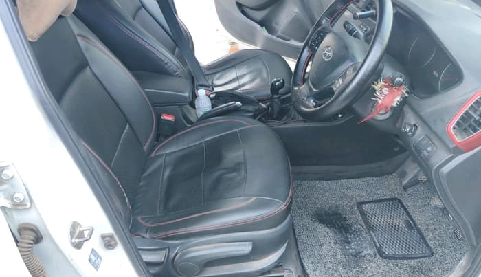 2019 Hyundai Elite i20 SPORTZ PLUS 1.2 DUAL TONE, Petrol, Manual, 90,573 km, interior
