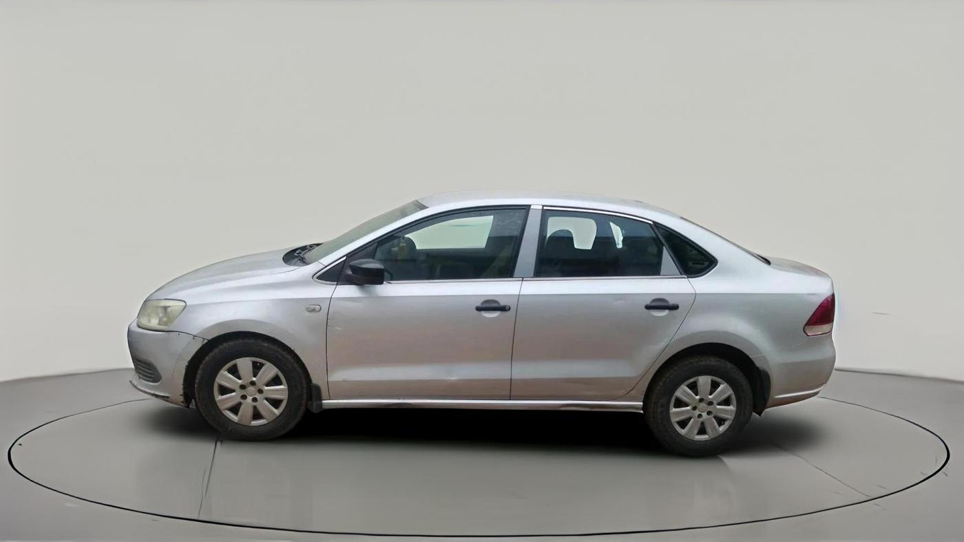 2011 Volkswagen Vento TRENDLINE DIESEL 1.6, Diesel, Manual, 84,362 km, exterior