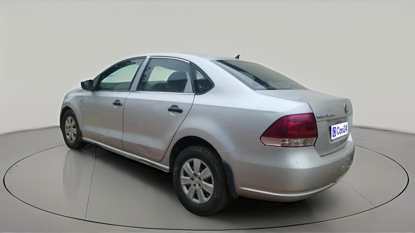 2011 Volkswagen Vento TRENDLINE DIESEL 1.6, Diesel, Manual, 84,362 km, exterior