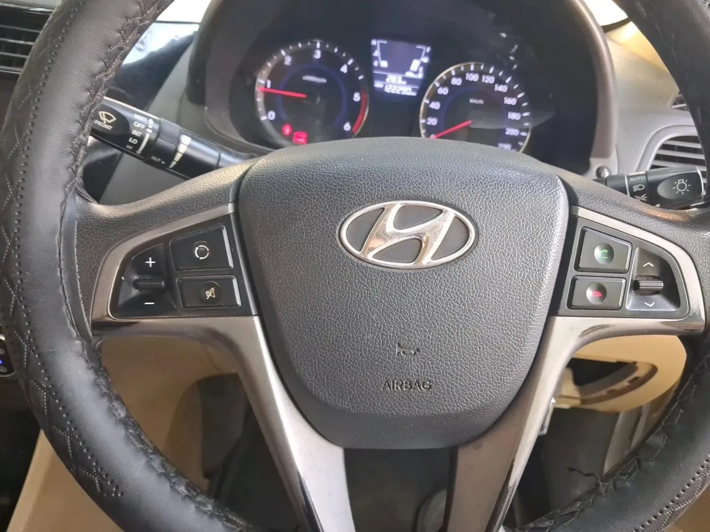 2016 Hyundai Verna 1.6 CRDI SX, Diesel, Manual, 1,22,290 km, interior