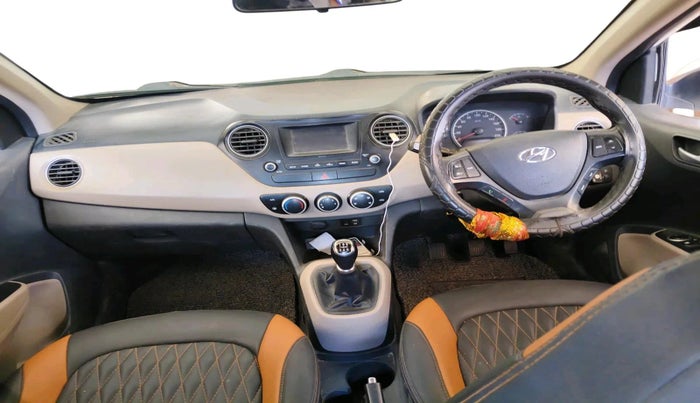 2017 Hyundai Grand i10 SPORTZ 1.2 KAPPA VTVT, CNG, Manual, 90,784 km, interior