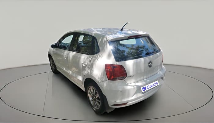 2016 Volkswagen Polo HIGHLINE1.2L, Petrol, Manual, 1,06,734 km, exterior