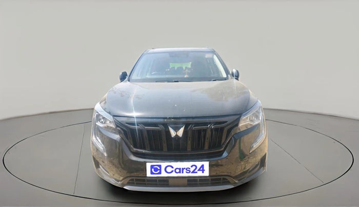 2025 Mahindra XUV700 AX 7 D AT 7 STR, Diesel, Automatic, 2,304 km, exterior
