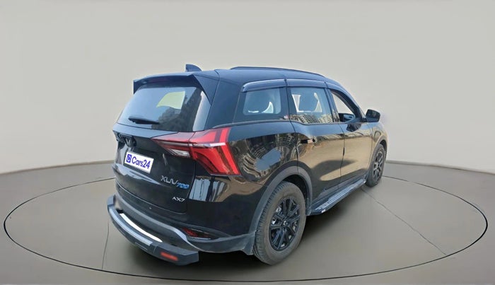 2025 Mahindra XUV700 AX 7 D AT 7 STR, Diesel, Automatic, 2,304 km, exterior
