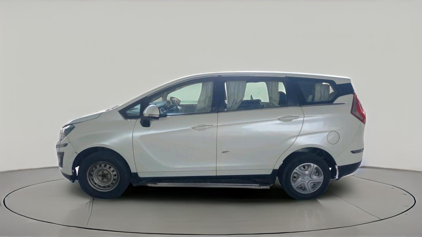 2018 Mahindra MARAZZO M2 8 STR, Diesel, Manual, 1,75,172 km, exterior