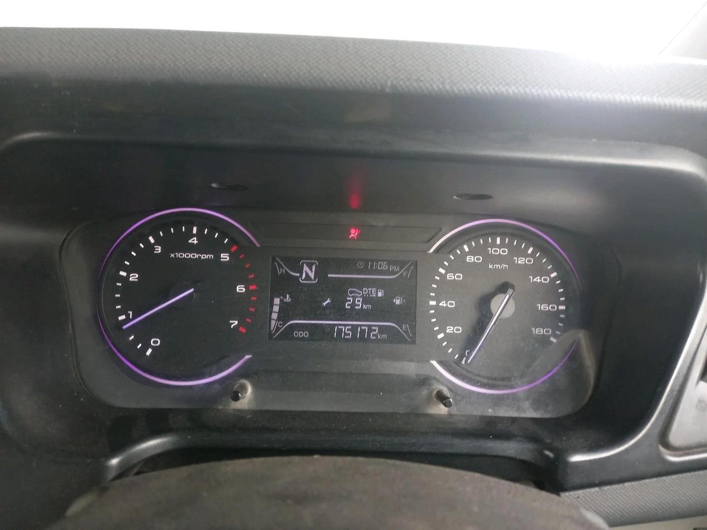 2018 Mahindra MARAZZO M2 8 STR, Diesel, Manual, 1,75,172 km, interior