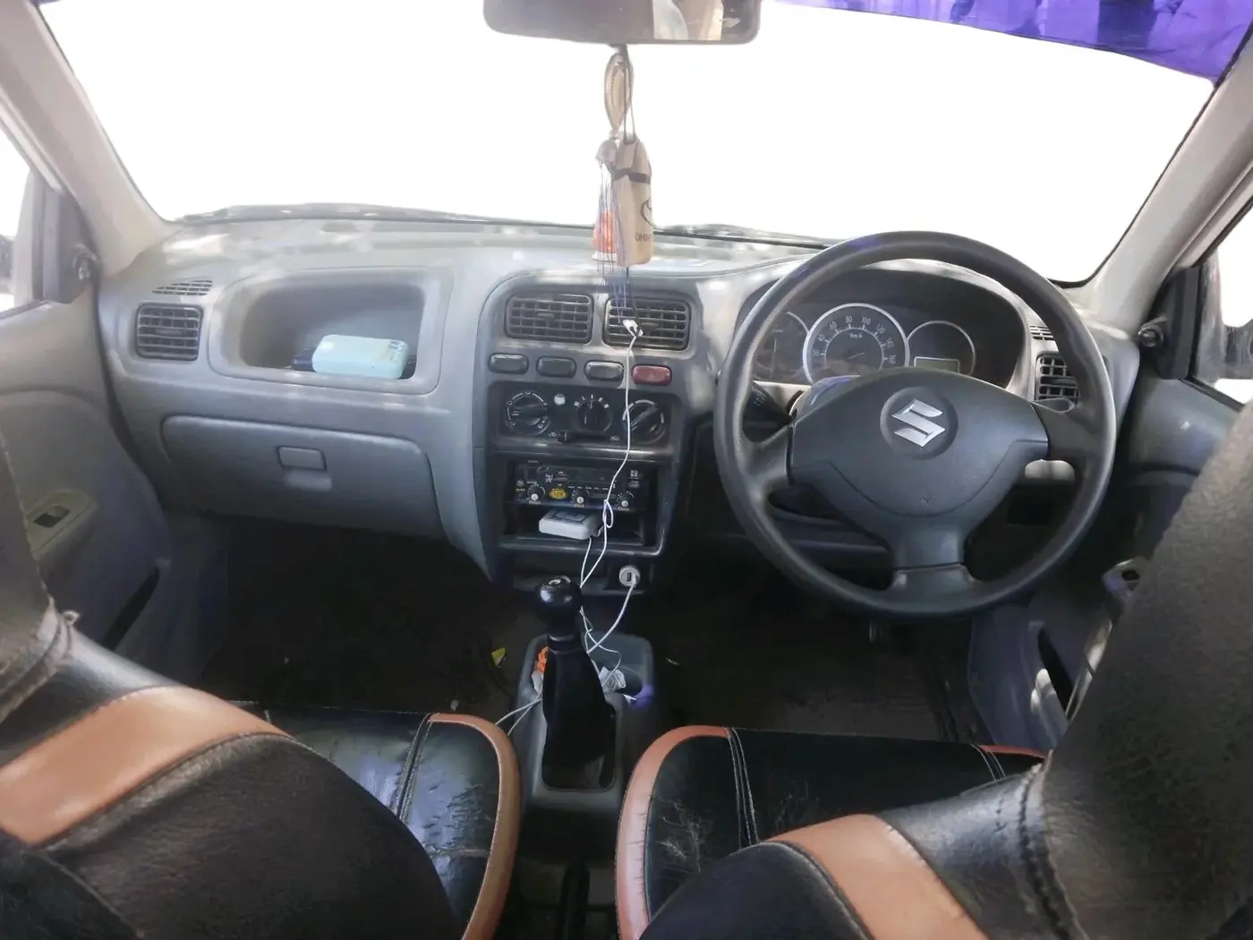 2011 Maruti Alto K10 VXI, CNG, Manual, 1,93,941 km, interior