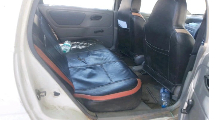 2011 Maruti Alto K10 VXI, CNG, Manual, 1,93,941 km, interior