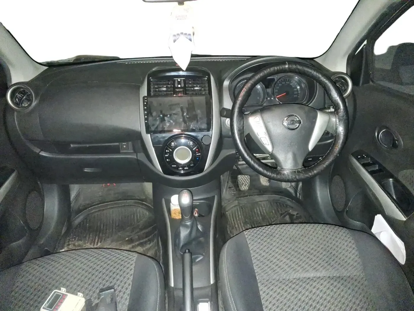 2018 Nissan Sunny XV DIESEL, Diesel, Manual, 1,72,907 km, interior