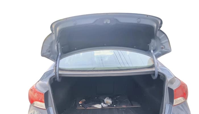 2014 Hyundai New Elantra 1.6 SX MT DIESEL, Diesel, Manual, 63,299 km, exterior