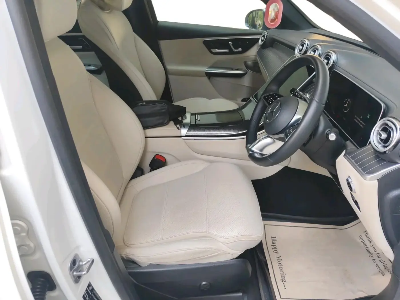 2024 Mercedes Benz GLC CLASS 220d 4MATIC, Diesel, Automatic, 7,066 km, interior