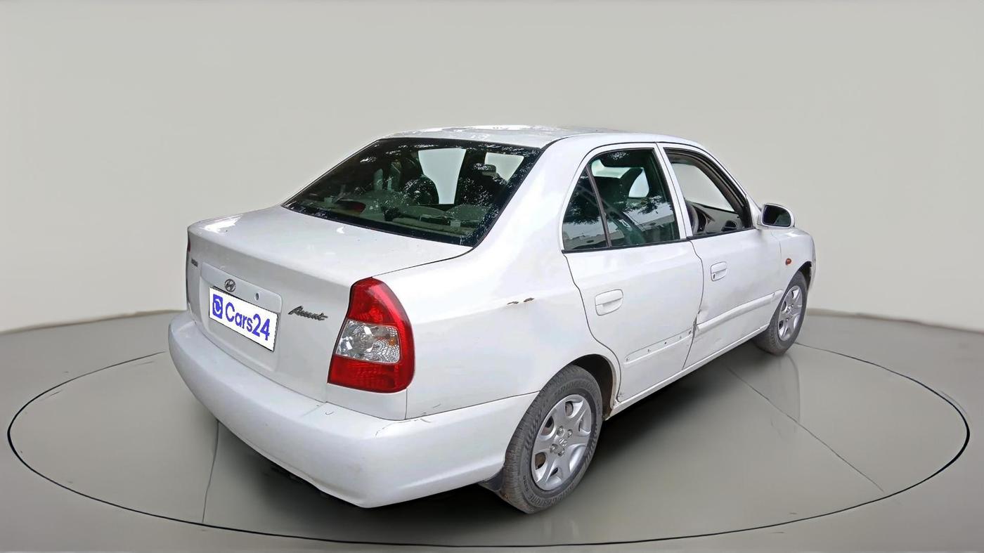 2011 Hyundai Accent GLE, CNG, Manual, 1,54,454 km, exterior